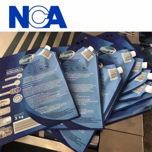 NCA600SJ 自動焊嘴制袋機